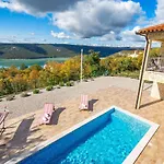 Valente With Pool * Labin (Istria)