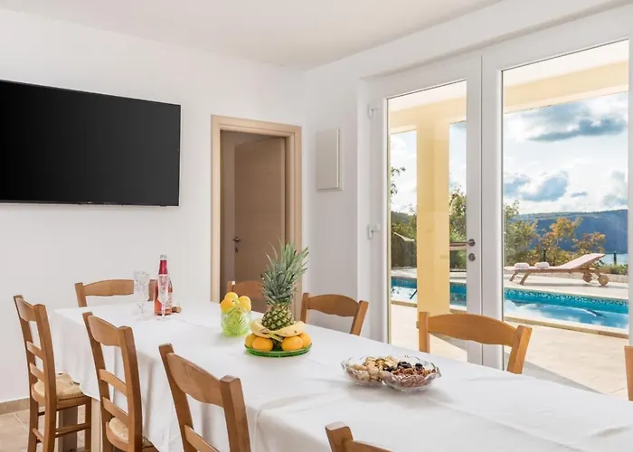 Valente With Pool Semesterbostad Labin (Istria)