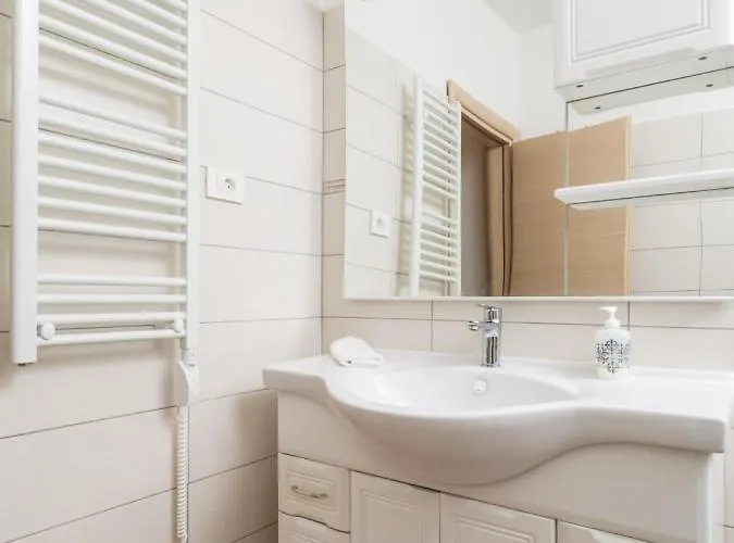 Valente With Pool Semesterbostad Labin (Istria)